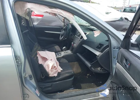 2013 Subaru Outback 2.5I Premium из США, поврежденный, VIN 4S4BRBGC1D3260448